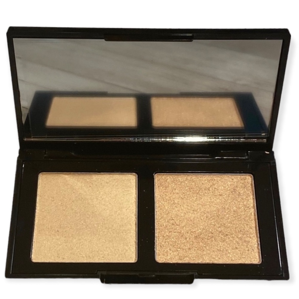 Laura Geller Hi-Def Glow Illuminator Duo Highlighter